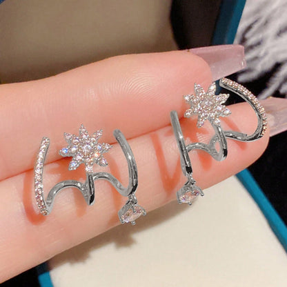 💎2026 NEW STYLE💎Sparkling Claw Earrings for Women